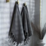 Granito spalvos „Luin Living“ ekologiškas vonios ir paplūdimio rankšluostis