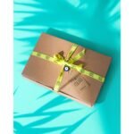 Rankšluostis „Neon XXL” - supakuotas į perdirbtą dovanų dėžutę