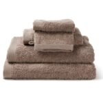 Švelnus rudos spalvos „Como“ rankšluostis