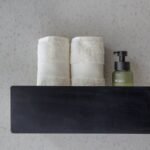 Ypatingai švelnus, purus ir puikiai sugeriantis drėgmę baltos spalvos rankšluostis Royal Touch