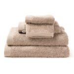 Vonios rankšluostis „Como” Smėlio