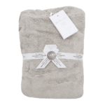 Luin Living pončas vaikams – patogus, greitai apsivelkamas ir nenusmunka net aktyviai judant