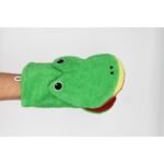 Linksma prausimosi pirštinė „Varlė“ – draugiška aplinkai ir pritaikyta kasdieniam naudojimui