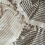 Rankšluostis „Pom pom” Juodas (taškeliais) - Image 7