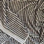 Rankšluostis „Pom pom” Juodas (taškeliais) - Image 3